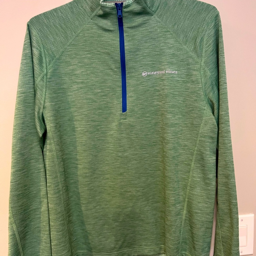 Men’s Vineyard Vines green performance quarter zip